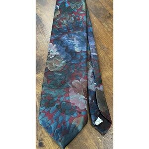 Oscar de la Renta Red Blue Green Floral Print Necktie 3.5" x 59" Polyester